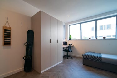 1 bed studio, 170 Armada Way, City Centre, Plymouth, PL11LB - Image 3